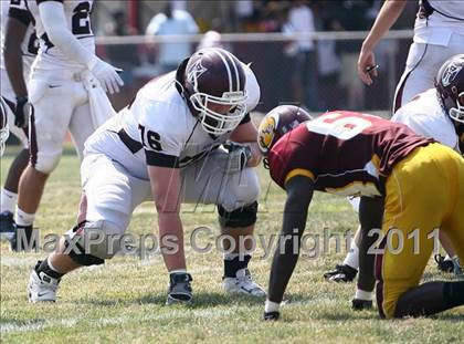 Thumbnail 2 in DeSmet Jesuit @ Hazelwood East photogallery.