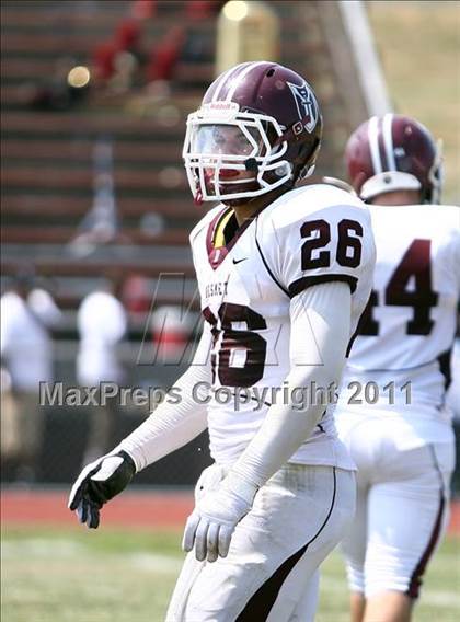 Thumbnail 3 in DeSmet Jesuit @ Hazelwood East photogallery.