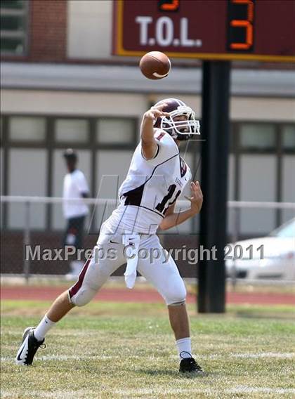Thumbnail 3 in DeSmet Jesuit @ Hazelwood East photogallery.