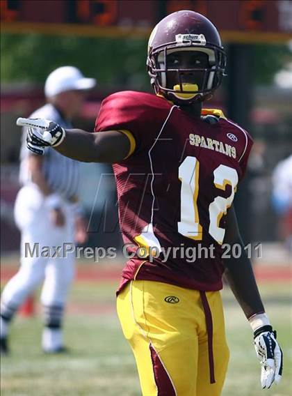 Thumbnail 2 in DeSmet Jesuit @ Hazelwood East photogallery.