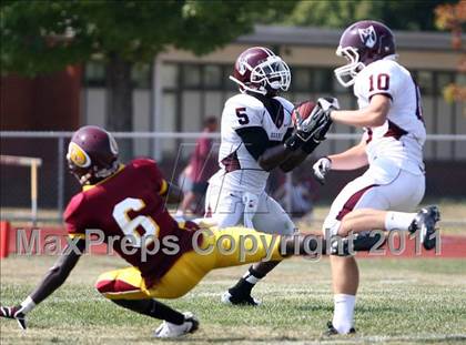 Thumbnail 2 in DeSmet Jesuit @ Hazelwood East photogallery.