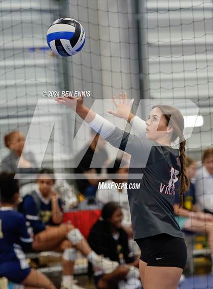 Thumbnail 2 in Lowndes vs. Central (You Got Served) photogallery.