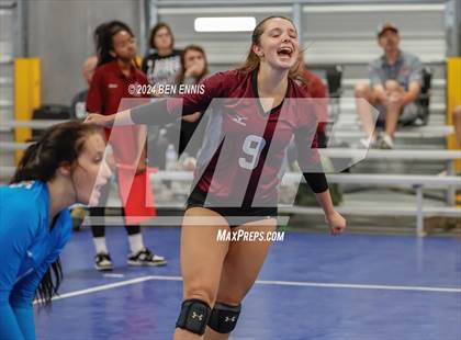 Thumbnail 3 in Lowndes vs. Central (You Got Served) photogallery.
