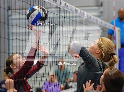 Thumbnail 1 in Lowndes vs. Central (You Got Served) photogallery.