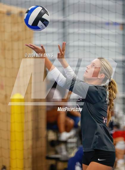 Thumbnail 2 in Lowndes vs. Central (You Got Served) photogallery.