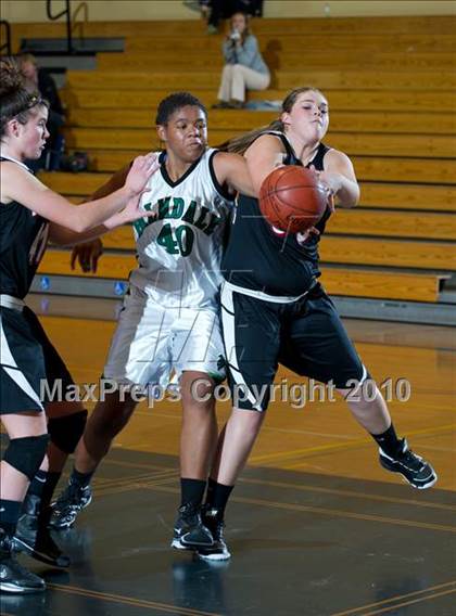 Thumbnail 3 in Nipomo vs Palmdale (Santa Barbara Tournament of Champions) photogallery.