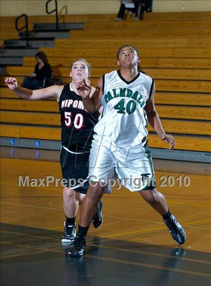 Thumbnail 2 in Nipomo vs Palmdale (Santa Barbara Tournament of Champions) photogallery.