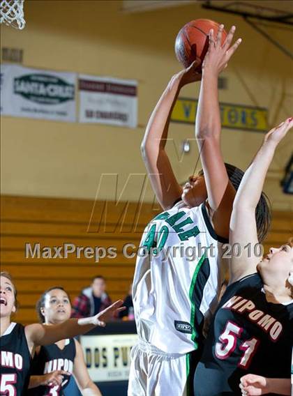 Thumbnail 1 in Nipomo vs Palmdale (Santa Barbara Tournament of Champions) photogallery.