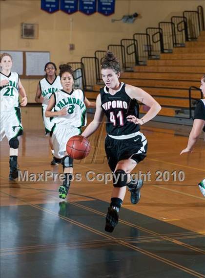 Thumbnail 2 in Nipomo vs Palmdale (Santa Barbara Tournament of Champions) photogallery.