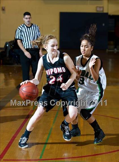 Thumbnail 3 in Nipomo vs Palmdale (Santa Barbara Tournament of Champions) photogallery.