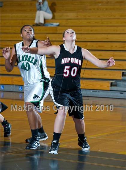 Thumbnail 2 in Nipomo vs Palmdale (Santa Barbara Tournament of Champions) photogallery.