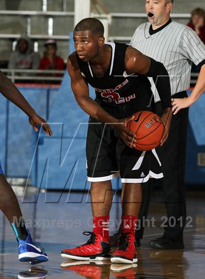 Thumbnail 2 in Prime Prep vs. Carroll (Thanksgiving Hoopfest) photogallery.