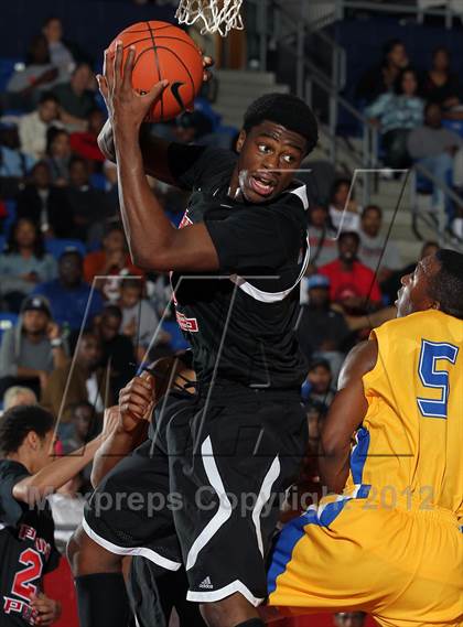Thumbnail 3 in Prime Prep vs. Carroll (Thanksgiving Hoopfest) photogallery.