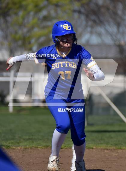 Thumbnail 1 in Lassen vs. Sutter (Pleasant Valley Tournament) photogallery.