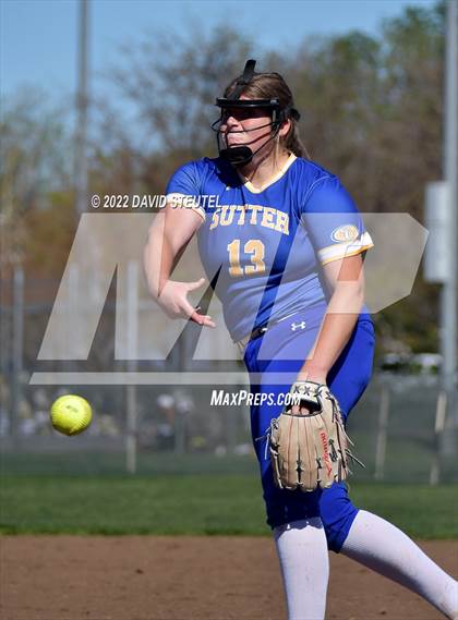 Thumbnail 1 in Lassen vs. Sutter (Pleasant Valley Tournament) photogallery.
