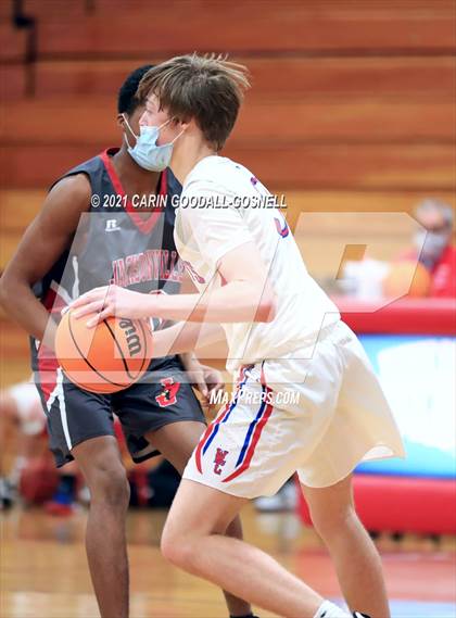 Thumbnail 2 in Jacksonville @ West Carteret photogallery.