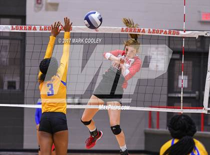 Thumbnail 2 in La Vega @ Lorena photogallery.
