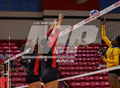 Thumbnail 3 in La Vega @ Lorena photogallery.