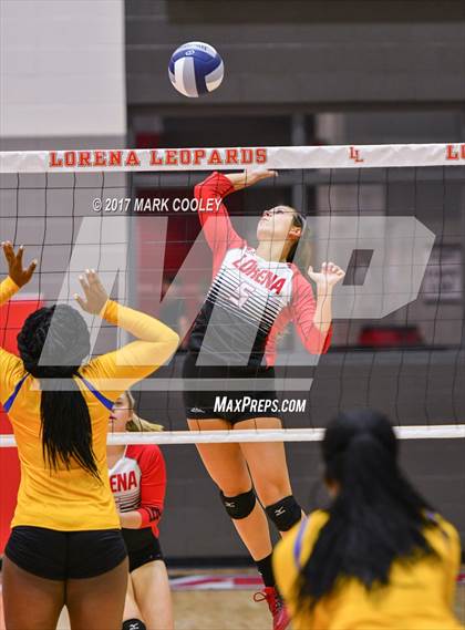 Thumbnail 2 in La Vega @ Lorena photogallery.