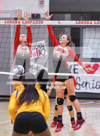 Thumbnail 2 in La Vega @ Lorena photogallery.