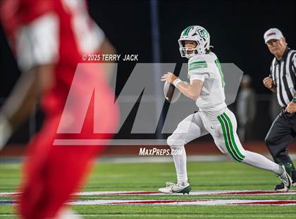 Thumbnail 3 in Green Hill vs. Oakland (TSSAA DIV 1 Class 6A Round 3) photogallery.