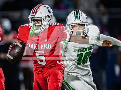 Thumbnail 3 in Green Hill vs. Oakland (TSSAA DIV 1 Class 6A Round 3) photogallery.
