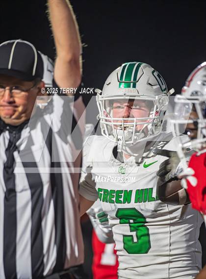 Thumbnail 2 in Green Hill vs. Oakland (TSSAA DIV 1 Class 6A Round 3) photogallery.