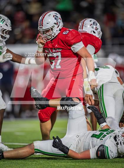 Thumbnail 1 in Green Hill vs. Oakland (TSSAA DIV 1 Class 6A Round 3) photogallery.