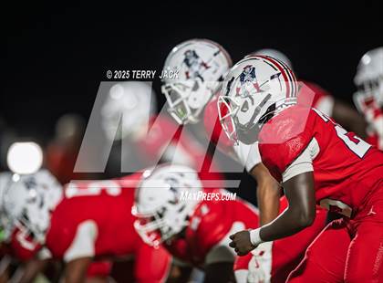 Thumbnail 3 in Green Hill vs. Oakland (TSSAA DIV 1 Class 6A Round 3) photogallery.