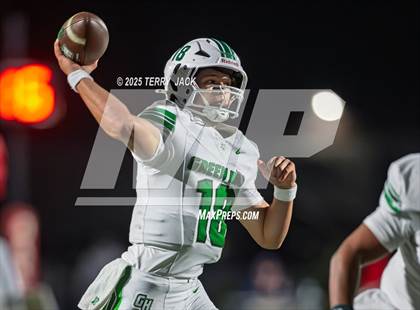 Thumbnail 2 in Green Hill vs. Oakland (TSSAA DIV 1 Class 6A Round 3) photogallery.