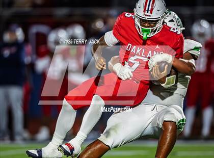 Thumbnail 1 in Green Hill vs. Oakland (TSSAA DIV 1 Class 6A Round 3) photogallery.
