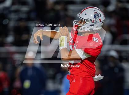 Thumbnail 2 in Green Hill vs. Oakland (TSSAA DIV 1 Class 6A Round 3) photogallery.