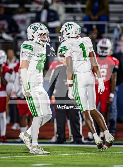 Thumbnail 1 in Green Hill vs. Oakland (TSSAA DIV 1 Class 6A Round 3) photogallery.