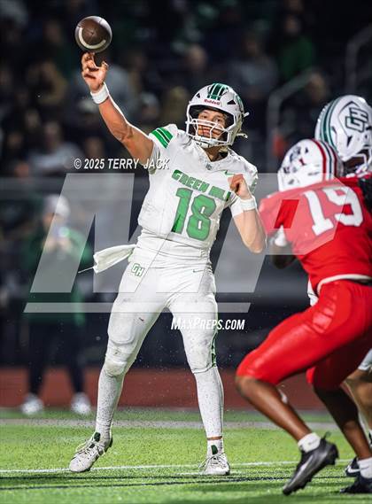 Thumbnail 3 in Green Hill vs. Oakland (TSSAA DIV 1 Class 6A Round 3) photogallery.