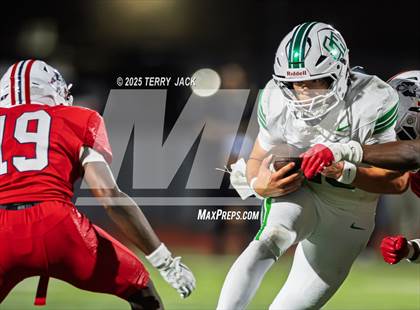 Thumbnail 1 in Green Hill vs. Oakland (TSSAA DIV 1 Class 6A Round 3) photogallery.