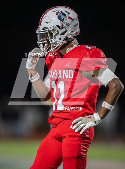 Thumbnail 2 in Green Hill vs. Oakland (TSSAA DIV 1 Class 6A Round 3) photogallery.