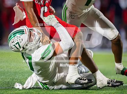 Thumbnail 3 in Green Hill vs. Oakland (TSSAA DIV 1 Class 6A Round 3) photogallery.