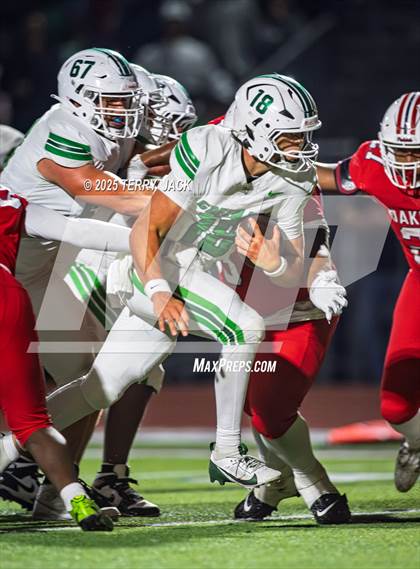 Thumbnail 2 in Green Hill vs. Oakland (TSSAA DIV 1 Class 6A Round 3) photogallery.