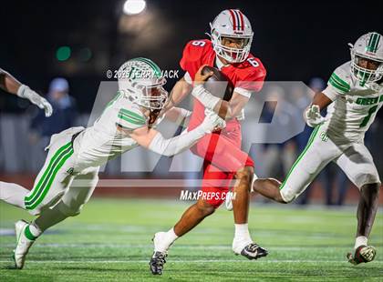 Thumbnail 1 in Green Hill vs. Oakland (TSSAA DIV 1 Class 6A Round 3) photogallery.