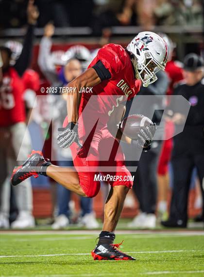 Thumbnail 3 in Green Hill vs. Oakland (TSSAA DIV 1 Class 6A Round 3) photogallery.