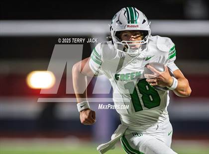 Thumbnail 3 in Green Hill vs. Oakland (TSSAA DIV 1 Class 6A Round 3) photogallery.