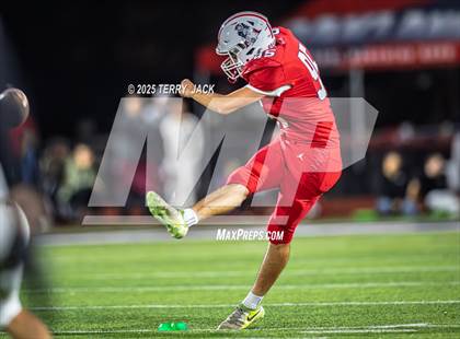 Thumbnail 2 in Green Hill vs. Oakland (TSSAA DIV 1 Class 6A Round 3) photogallery.