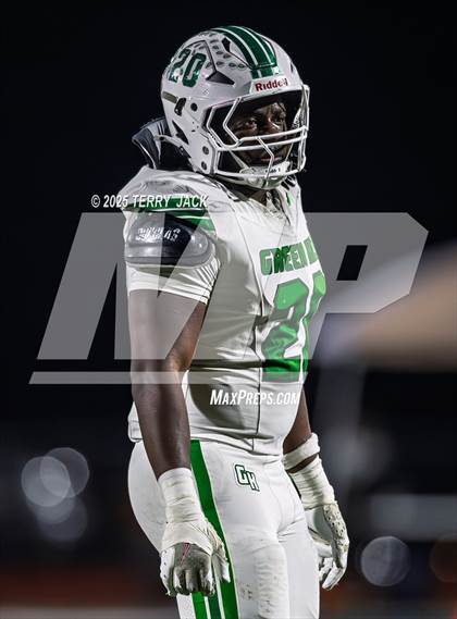 Thumbnail 3 in Green Hill vs. Oakland (TSSAA DIV 1 Class 6A Round 3) photogallery.