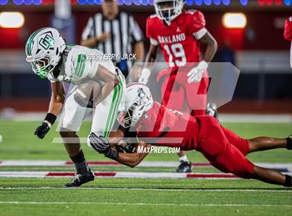 Thumbnail 3 in Green Hill vs. Oakland (TSSAA DIV 1 Class 6A Round 3) photogallery.