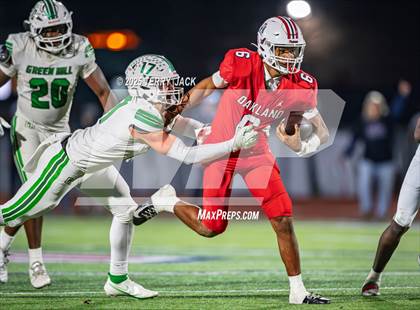 Thumbnail 2 in Green Hill vs. Oakland (TSSAA DIV 1 Class 6A Round 3) photogallery.