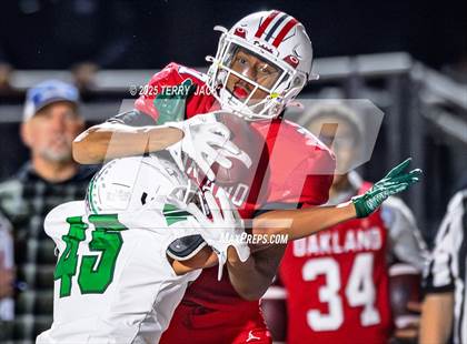 Thumbnail 3 in Green Hill vs. Oakland (TSSAA DIV 1 Class 6A Round 3) photogallery.