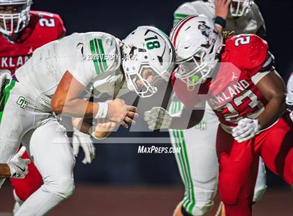 Thumbnail 3 in Green Hill vs. Oakland (TSSAA DIV 1 Class 6A Round 3) photogallery.