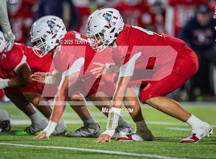 Thumbnail 2 in Green Hill vs. Oakland (TSSAA DIV 1 Class 6A Round 3) photogallery.