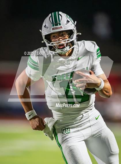 Thumbnail 1 in Green Hill vs. Oakland (TSSAA DIV 1 Class 6A Round 3) photogallery.