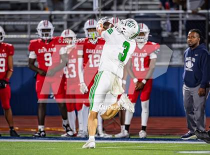 Thumbnail 2 in Green Hill vs. Oakland (TSSAA DIV 1 Class 6A Round 3) photogallery.